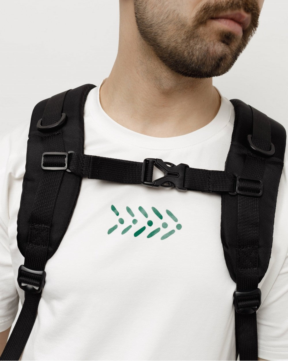 MESH 1 Large - Black (with Removable Mesh)