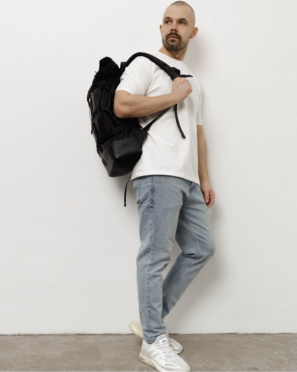 MESH 1 Large - Black (with Removable Mesh)