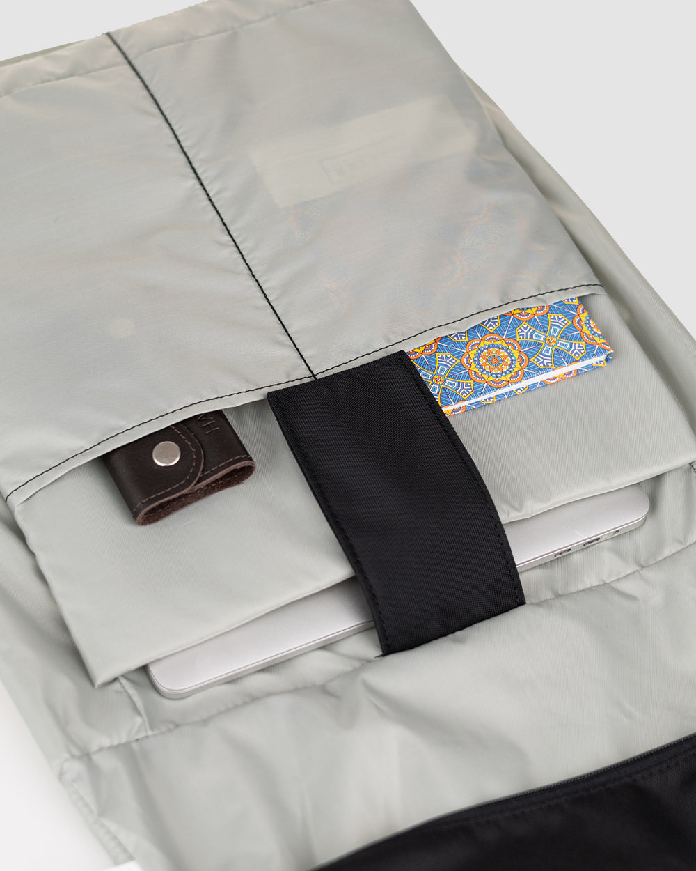 JOURNEY Mini - Black